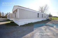 Building Photo - 2620 Crawford Dr