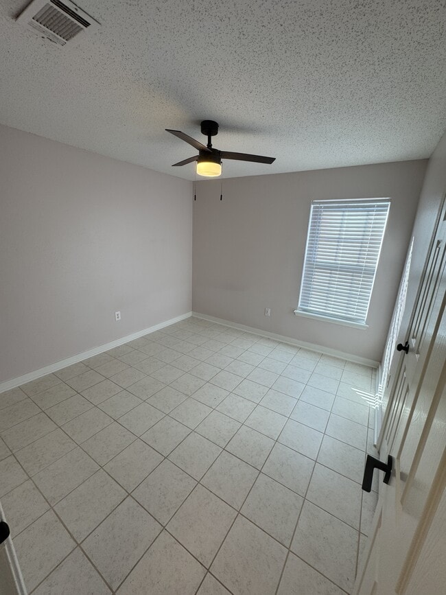 Building Photo - 10604 Sharp Blvd