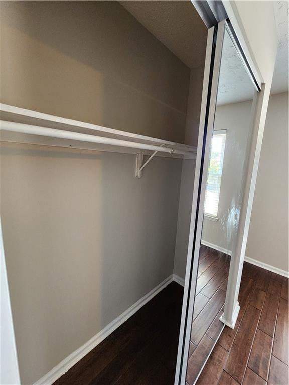 Building Photo - 1565 Springleaf Ct SE