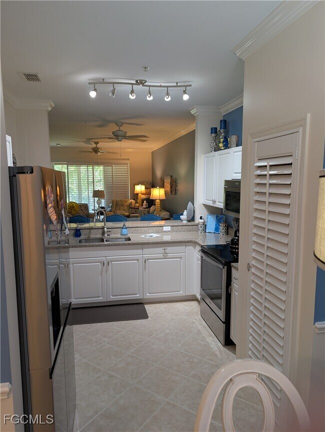 Building Photo - 19460 Cromwell Ct