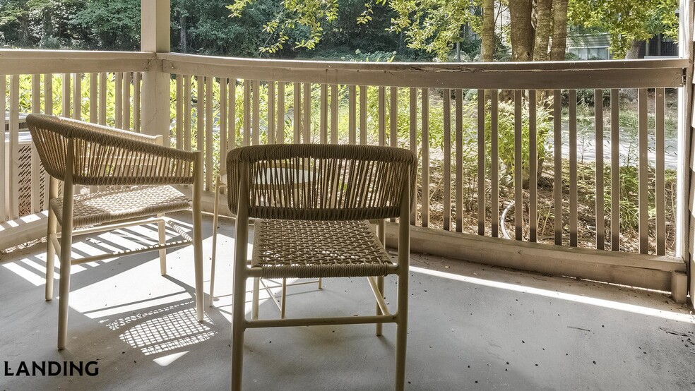 Building Photo - 3421 N Druid Hills Rd