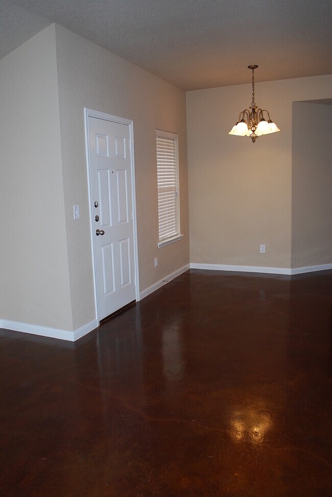 Building Photo - 1514 Dakota Trce