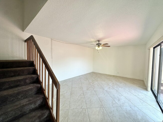 Building Photo - 82 Lake Arbor Dr