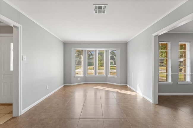 Building Photo - 954 Chamboard Ln