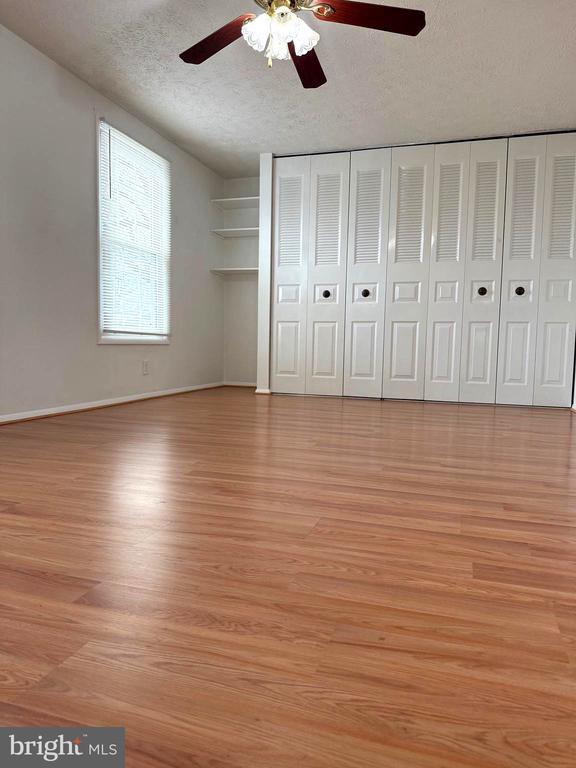 Building Photo - 19445 Breezedale Ln