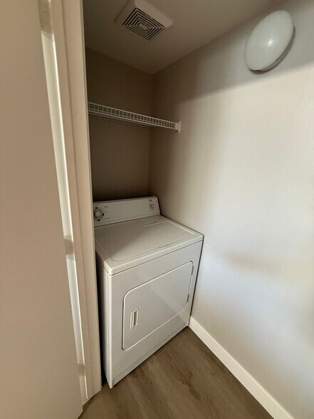 Building Photo - 45 Maleena Mesa St