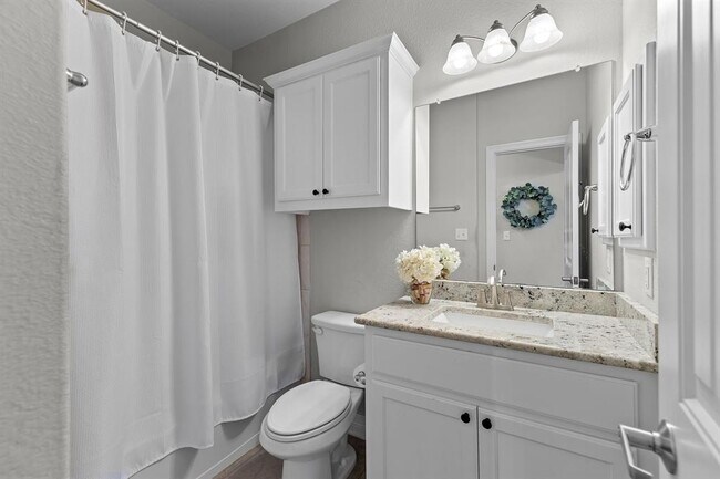 Building Photo - 112 Coral Bean Way