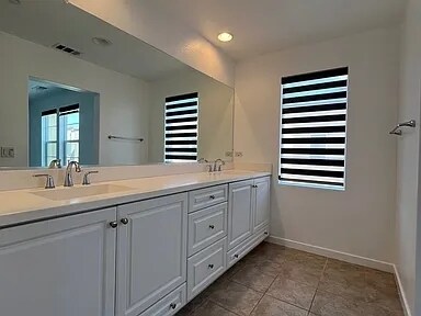 Master bath - 6 Jenkins Dr