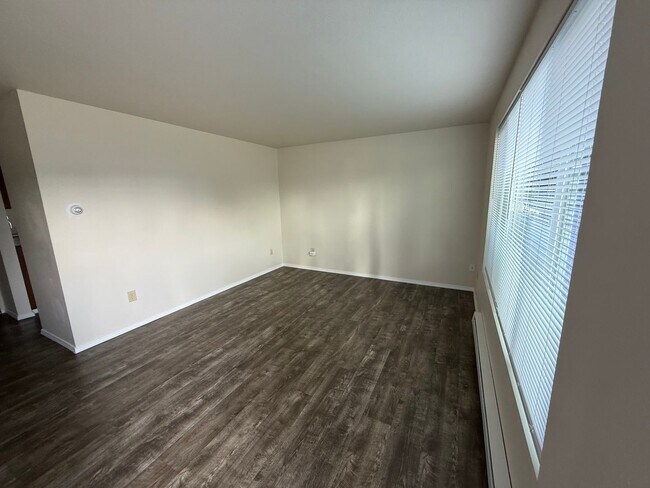 Building Photo - 0771