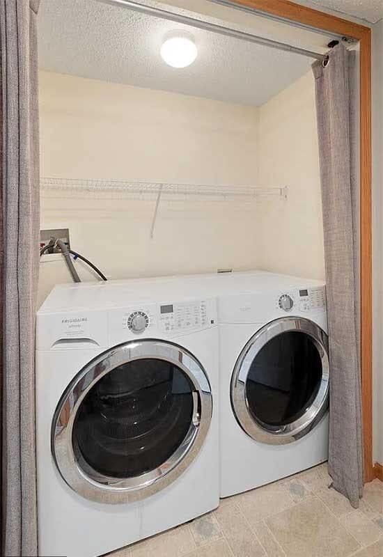 Building Photo - 4672 Bulrush Blvd