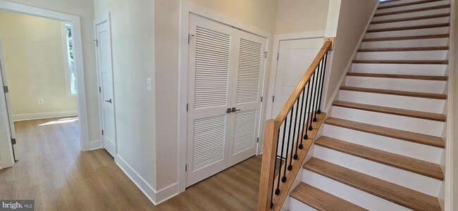 Building Photo - 412 Chapel Alley