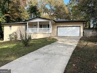 Building Photo - 111 Hawthorne Rd
