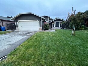 Building Photo - No Deposit