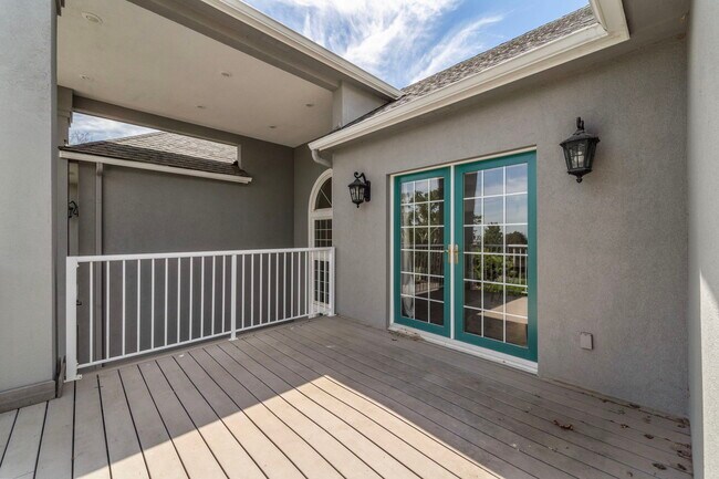 Building Photo - 4949 Rau Ln