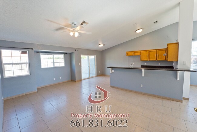 Building Photo - SW- 3 bed/ 2 bath house