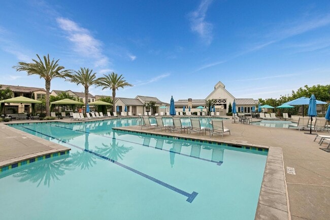 Building Photo - Village of Escaya - 3 Br 2.5 Ba - 2 car attached garage - must see this fabulous community!