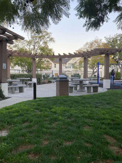 Building Photo - 16941 Meadowlark Ridge Rd