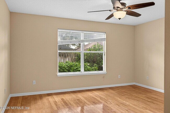 Building Photo - 13128 Harborton Dr