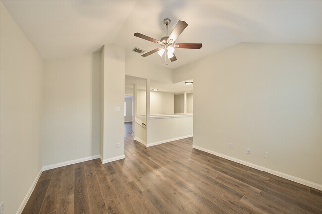 Building Photo - 3501 Buckingham Ln