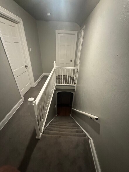 Building Photo - 3512 Belaire Pl
