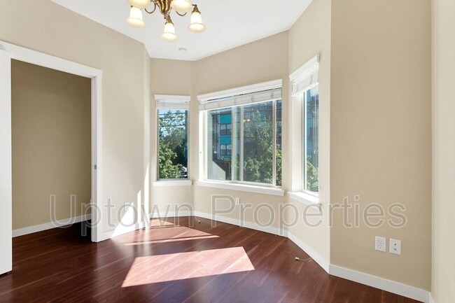 Building Photo - 8900 SW Elena Ln