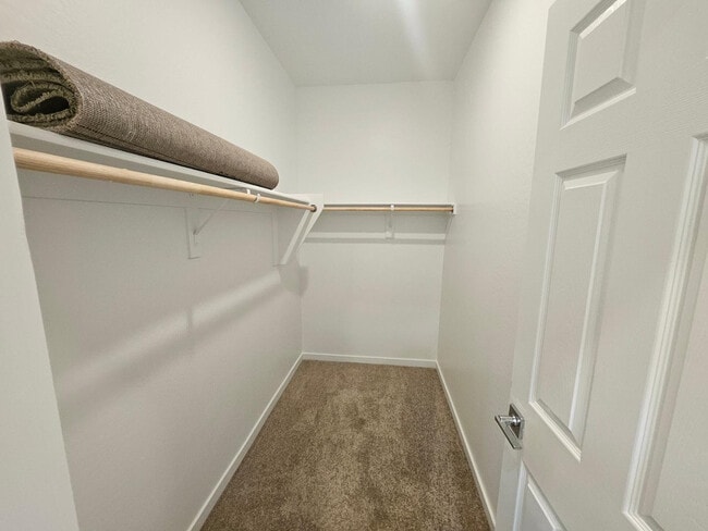 Building Photo - 548 Fremont Pass