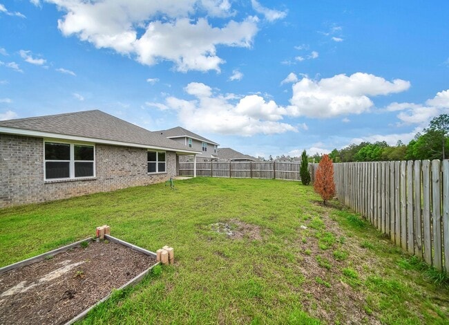 Building Photo - 1035 Limpkin St