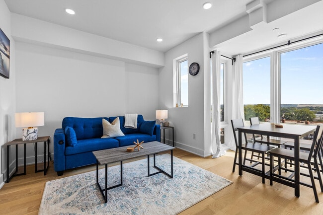 Building Photo - 1726 H St NE