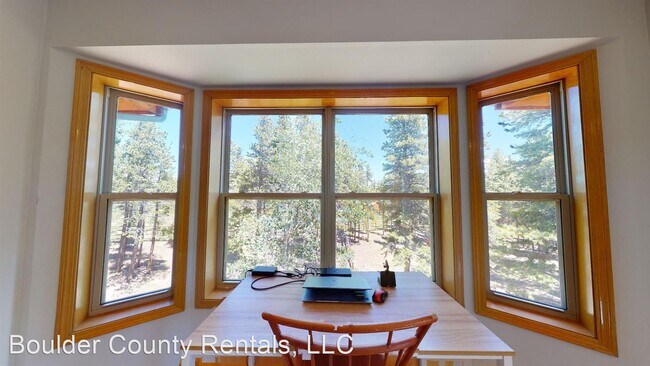 Building Photo - 4 br, 2 bath House - 10 Shoshoni Way