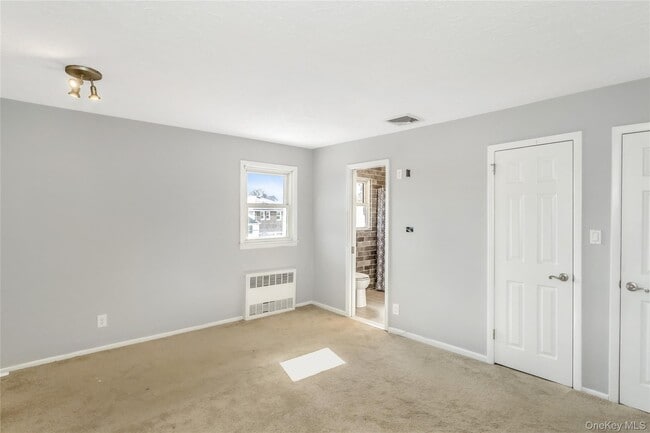 Building Photo - 15 Ingram Dr