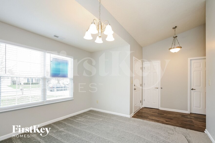 Building Photo - 13815 Zion Ct