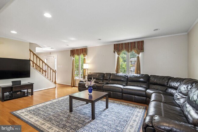 Building Photo - 8916 Arley Dr