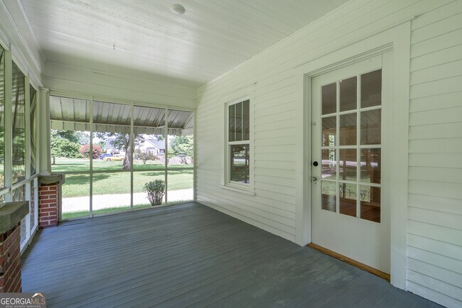 Building Photo - 5380 Guthrie Rd
