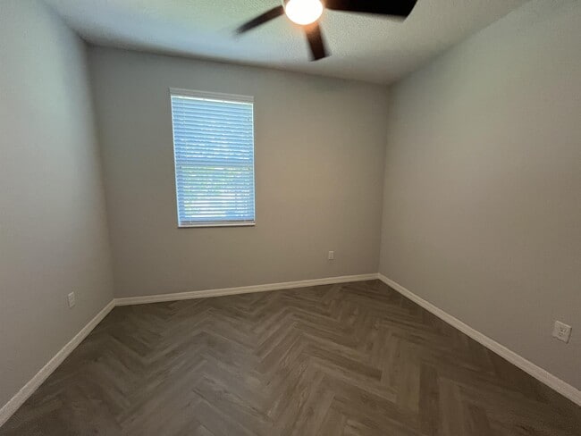 Building Photo - 2581 Econ Landing Blvd
