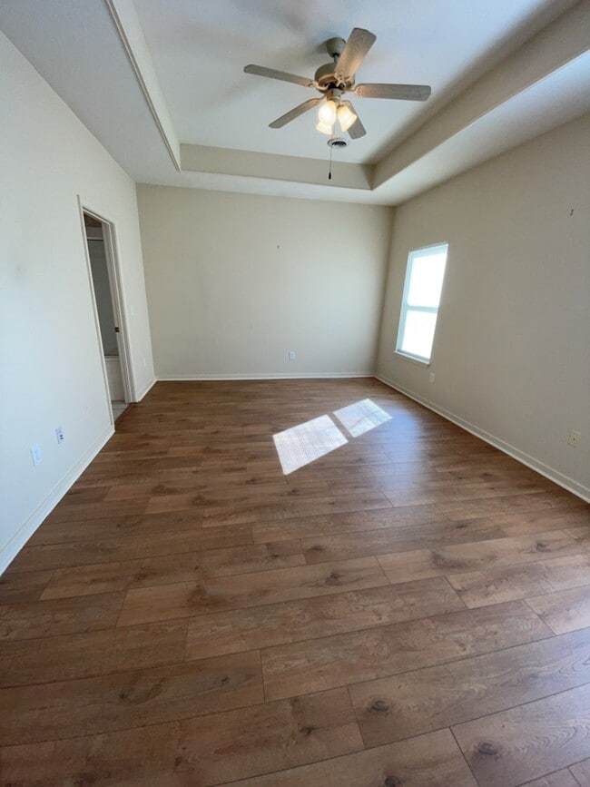 Building Photo - 107 Oakleigh Dr