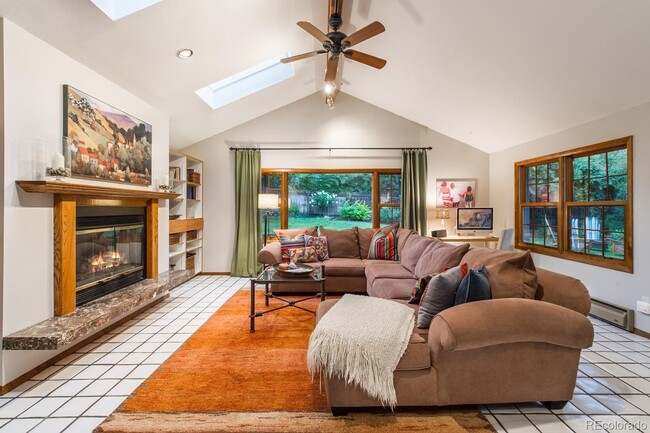 Building Photo - Beautiful Ranch in Belcaro Neighborhood