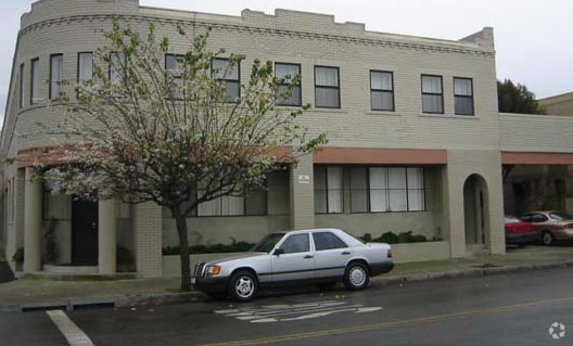 Building Photo - 300 - 330 Parker Avenue in Rodeo