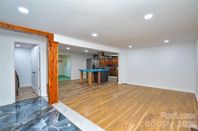 Building Photo - 5821 Hornet Dr