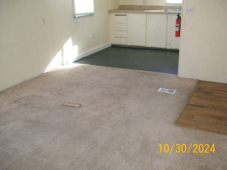 Building Photo - 430 N C St