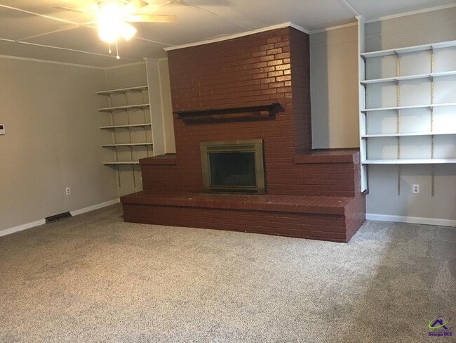 Building Photo - 104 Biltmore Terrace