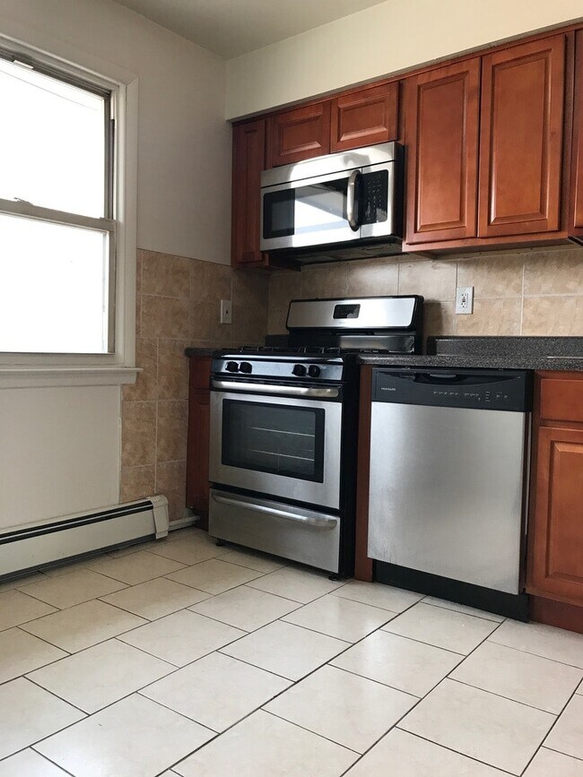 1342 Paterson Plank Road, Unit B 1342 Paterson Plank Rd Secaucus NJ