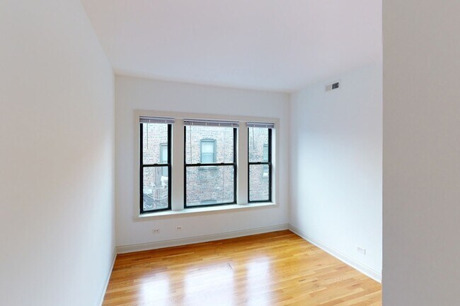 Floorplan - 5400-5408 S. Ingleside Avenue