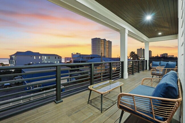 Building Photo - 14300 Millcole Ave