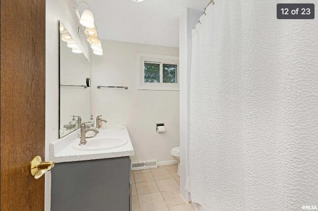 Building Photo - 3129 Windsor Dr