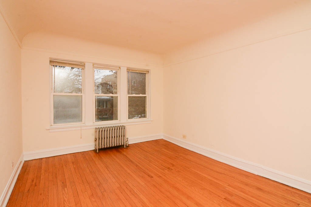 Building Photo - 2948 N Albany Ave