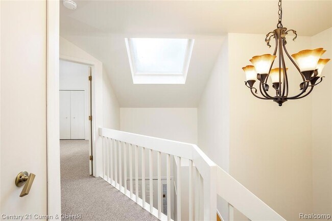 Building Photo - 9429 Westwind Dr