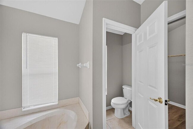 Building Photo - 463 Winwood Ct