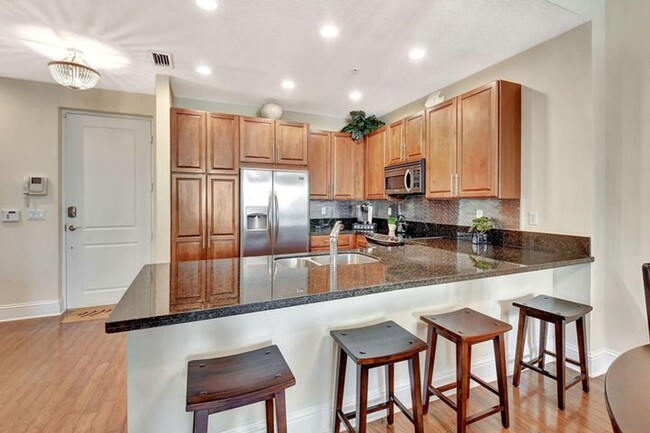 Building Photo - 3120 E Latitude Cir