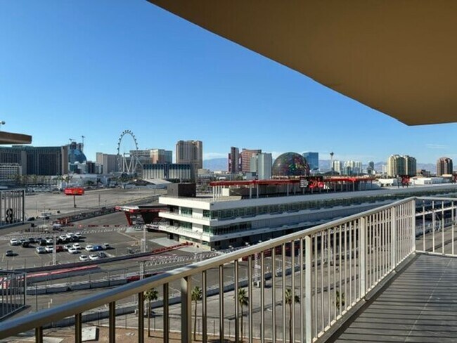 Building Photo - To schedule a viewing, call Wally Fellman at 702-493-9787