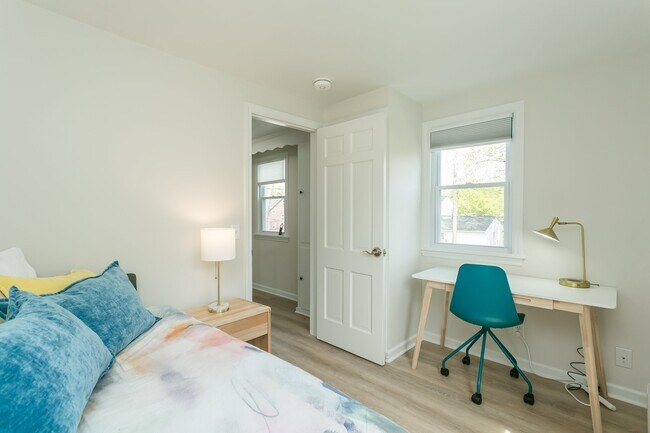 Building Photo - 136 Lattimore Rd